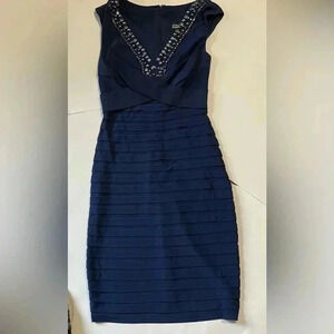 Adrianna Papell navy blue sleeveless dress size 6